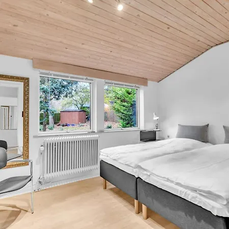 Cosy-living Bed And Kicthen - Close To And Fjord Couette-café